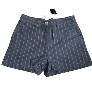 Very J Shorts Womens S Shorts Navy Linen Blend Pinstripe NWT
